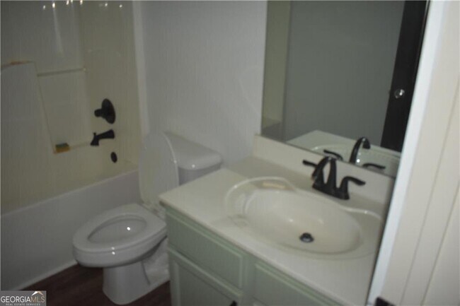 Building Photo - 43 Jessel Ln