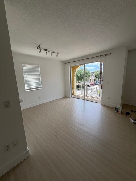 Building Photo - 8814 W Flagler St