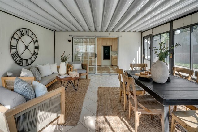 Building Photo - 5165 Pearblossom Dr