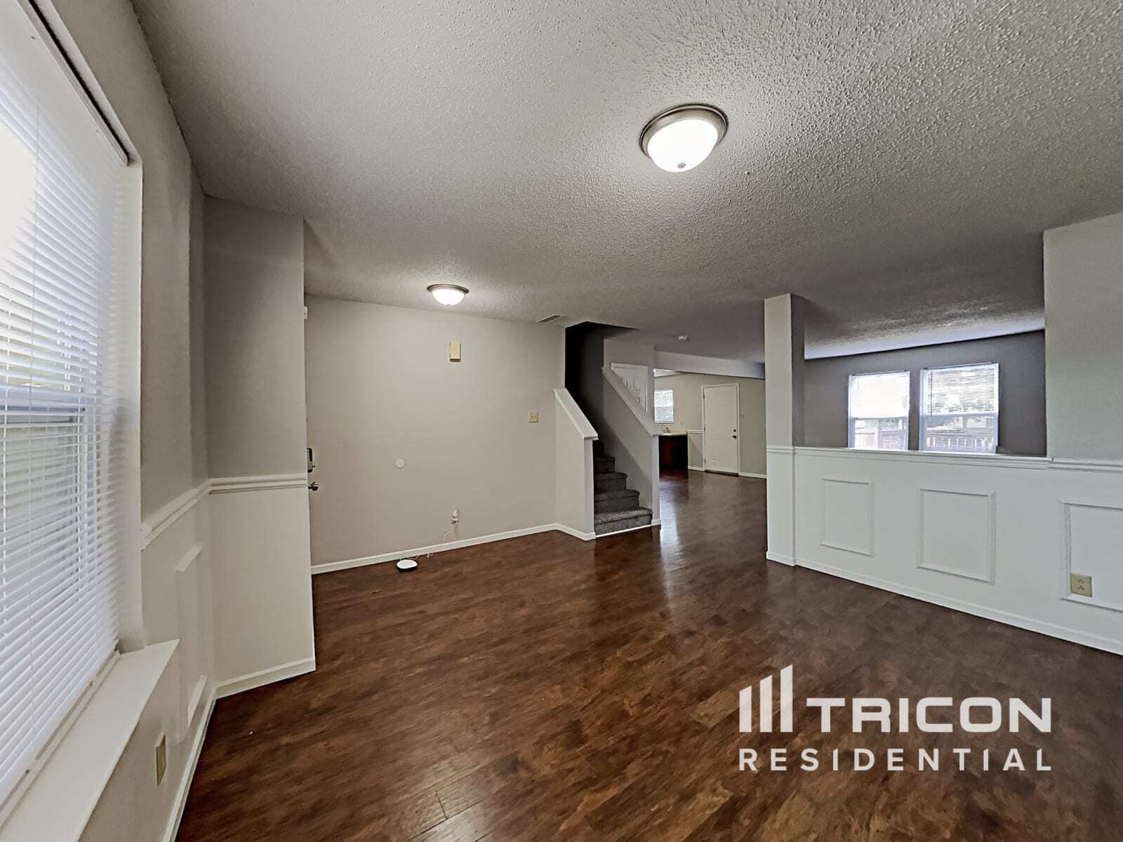 Building Photo - 13452 N Carwood Ct