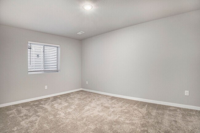 Building Photo - 17539 Beechwood Ln