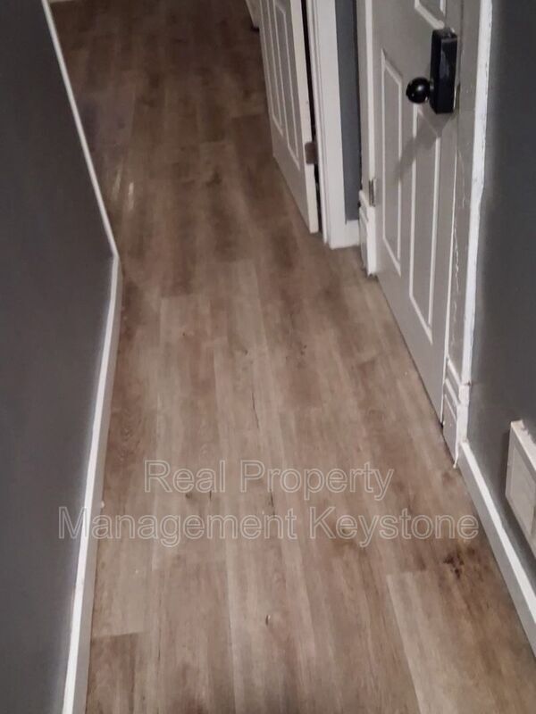 Building Photo - 1834 Flagler St