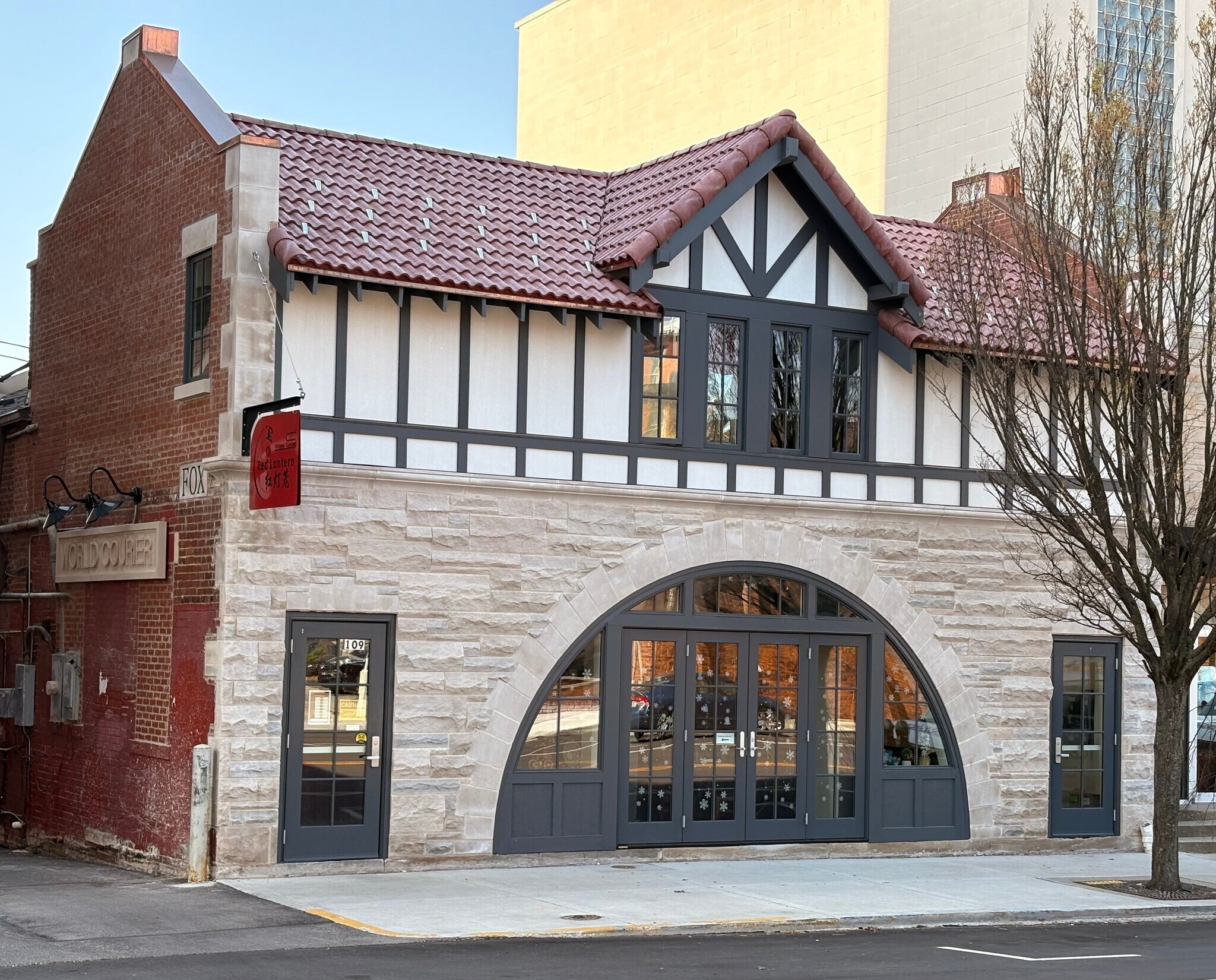 Building Photo - 111 W 4th St