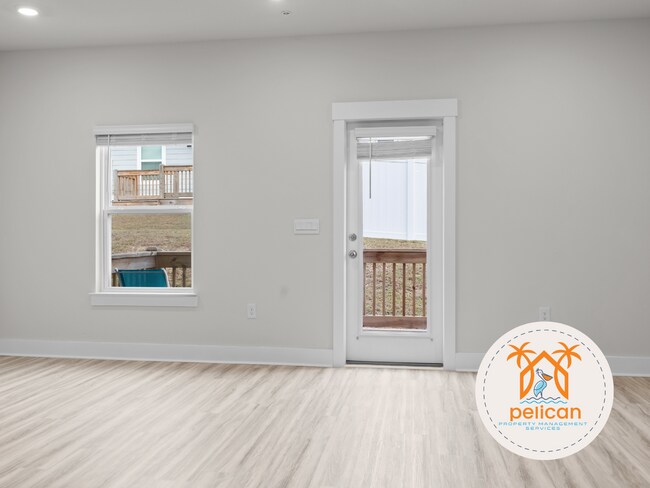 Building Photo - Modern 3-Bedroom Townhome in Gated Community