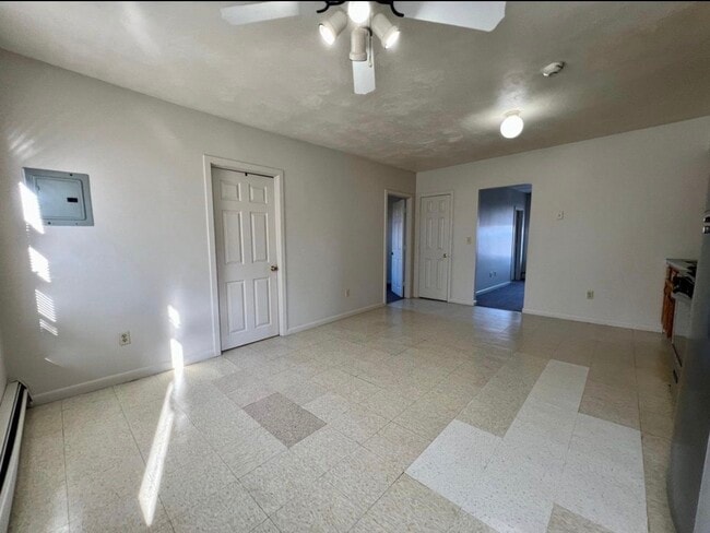 Building Photo - 1 Winter St