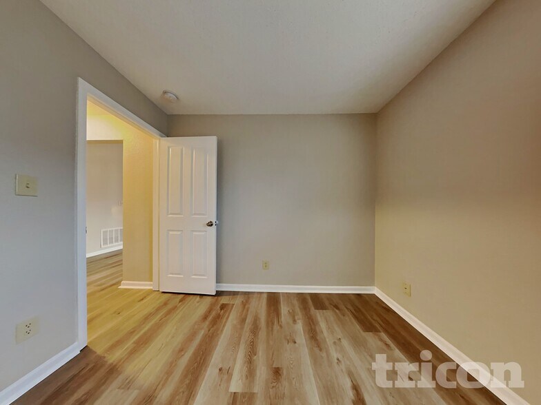 Building Photo - 7114 Harness Lakes Dr