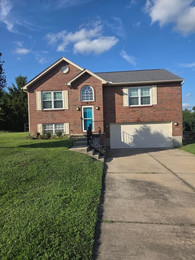 Building Photo - 575 Rosebud Cir