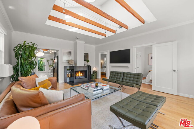 Building Photo - 1510 Electric Ave