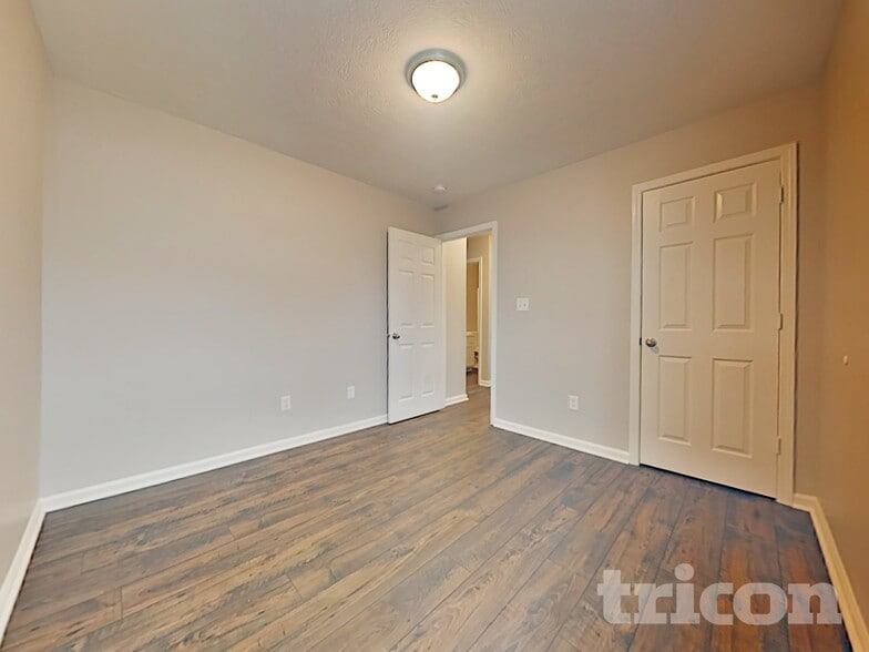Building Photo - 5378 Dollar Run Dr