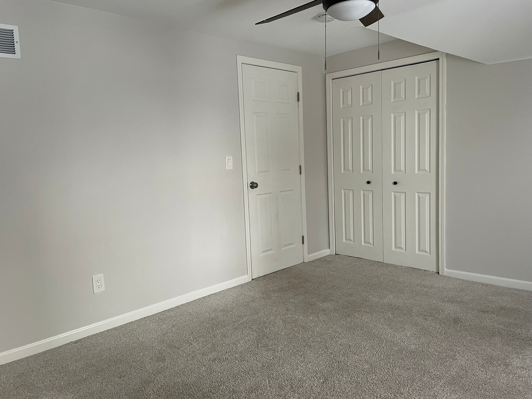 Building Photo - 2450 Gerald Ave