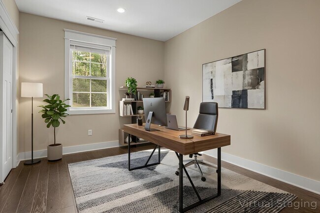 Building Photo - Stunning 3-Bedroom Townhome in Black Mountain's Sweet Birch Commons