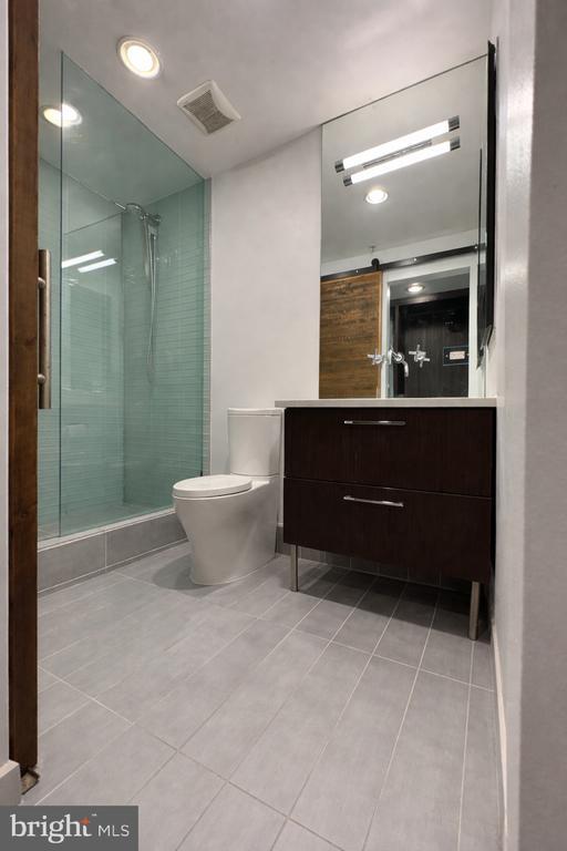 Building Photo - 3900 14th St NW