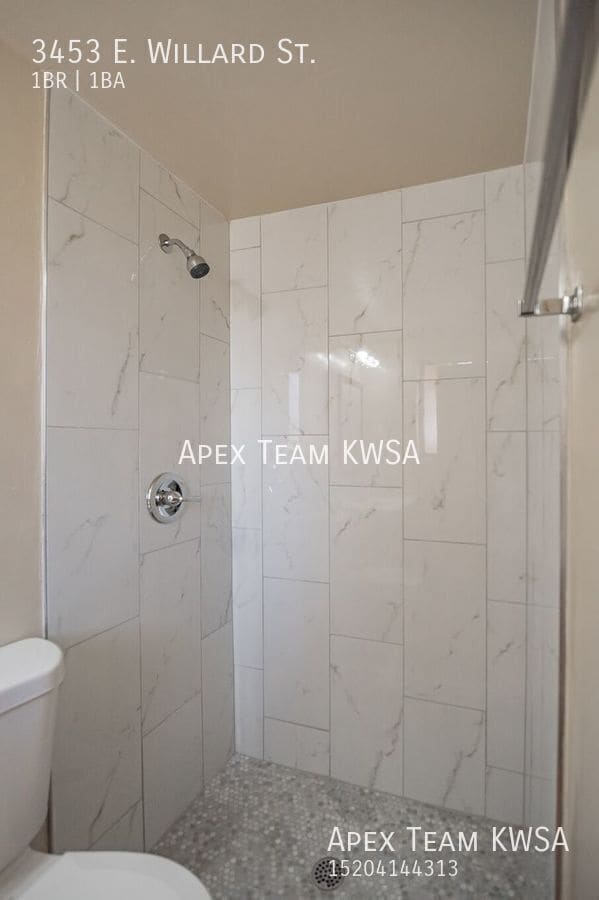 Building Photo - 3453 E Willard St