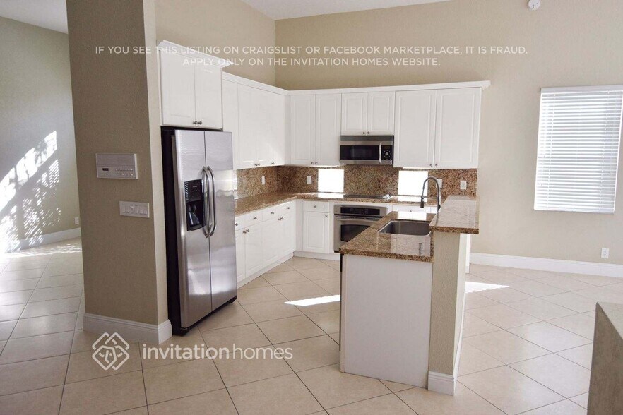 Building Photo - 18696 Ocean Mist Dr