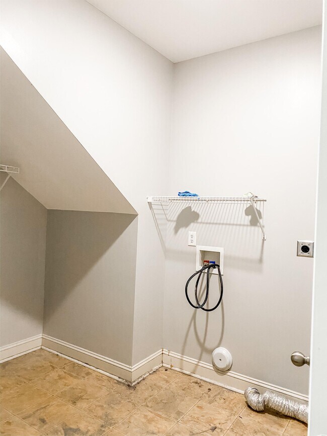 Building Photo - 22844 Rimbred Ct