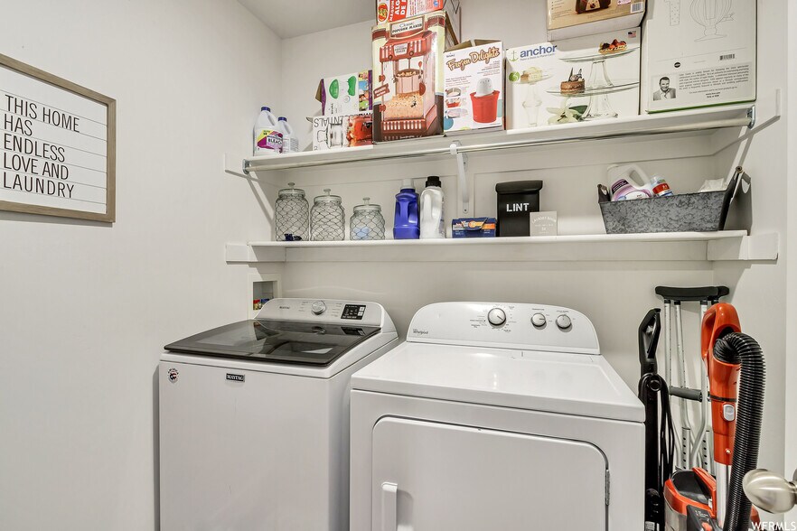 Laundry - 7209 N Brook Rdg