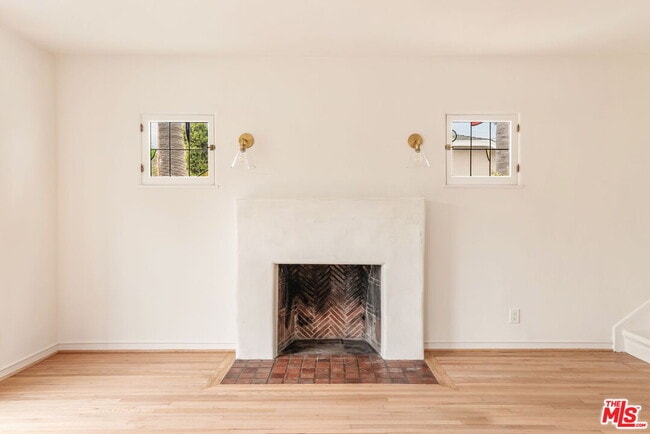 Building Photo - 2228 Prospect Ave