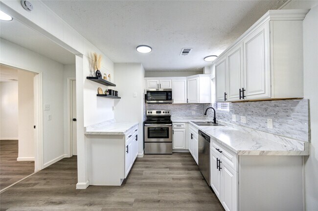 Building Photo - 12127 Palmton St