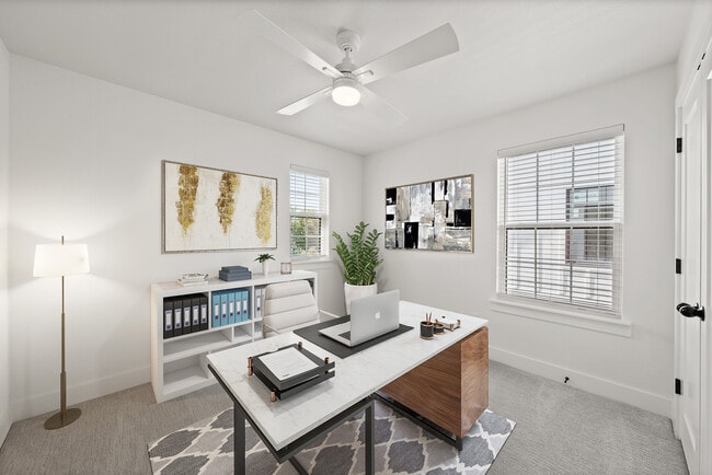 Building Photo - 516 Mercado St