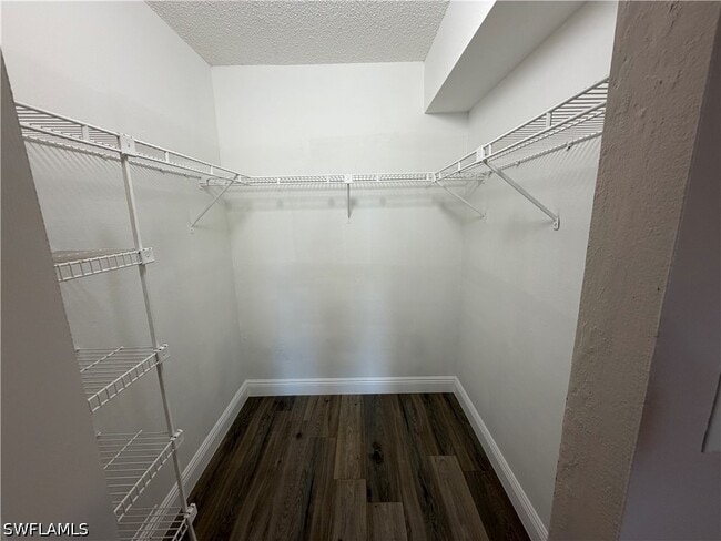 Building Photo - 5307 Summerlin Rd