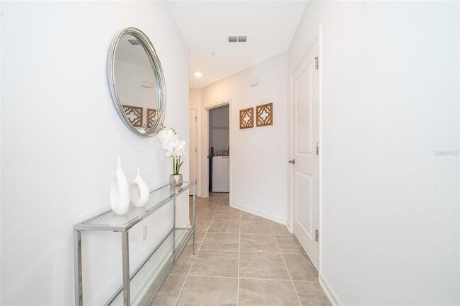 Building Photo - 8889 Cabot Cliffs Dr
