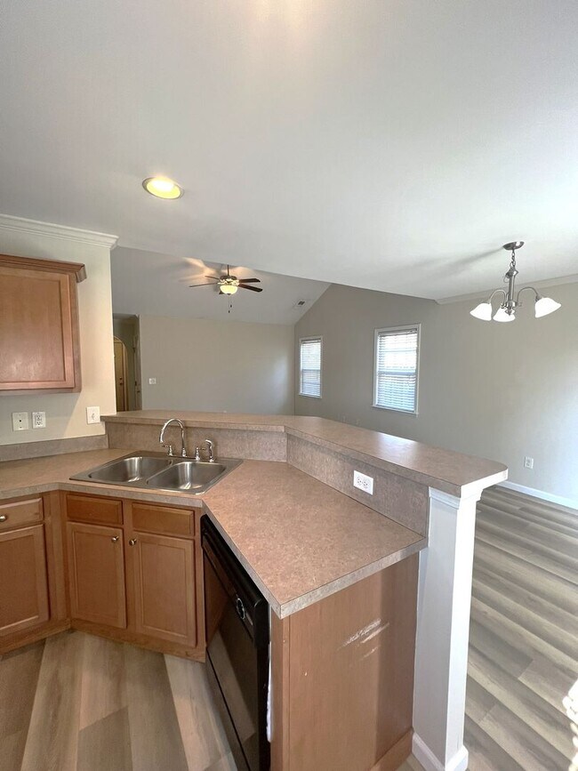 Building Photo - Windsor Park