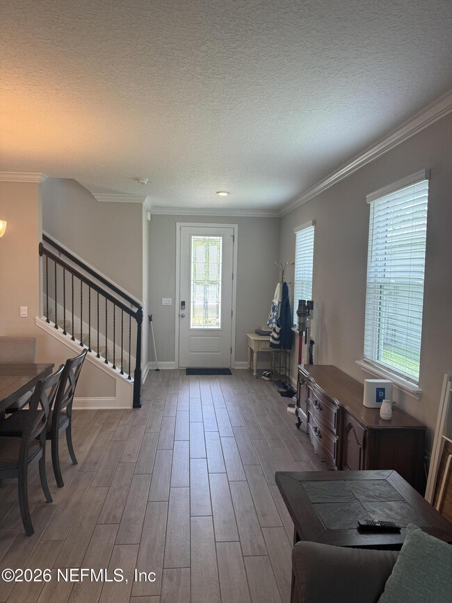 Building Photo - 172 Greenway Ln