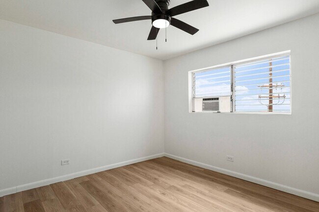 Building Photo - Ocean View Makiki Condo Near Queens & Downtown Honolulu
