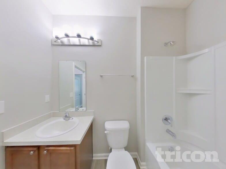 Building Photo - 372 Harley Dr