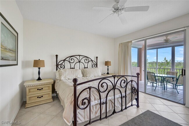 Building Photo - 262 Barefoot Beach Blvd