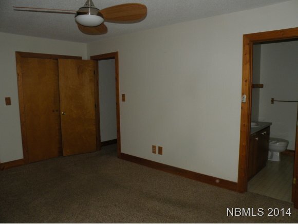 Building Photo - 1224 Creek Rd