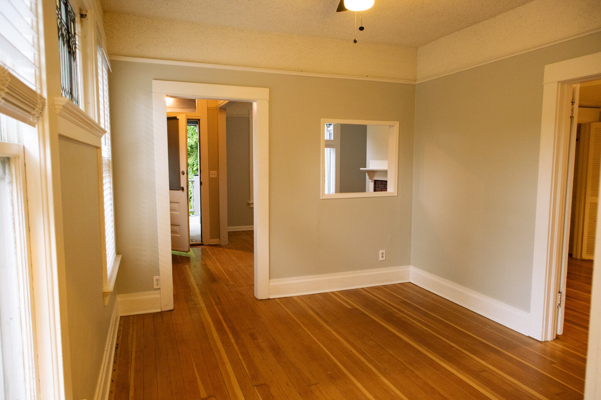 Building Photo - 831 NW 16th Ave