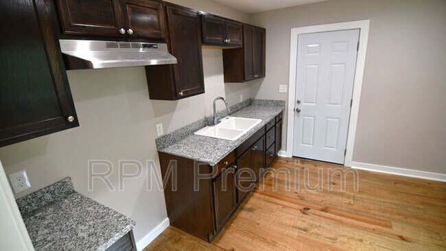 Building Photo - 4706 Mohican St