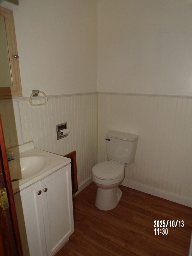 Building Photo - Very nice two-bedroom home located in the Walters area! One Dog under 20 lbs with owner approval!