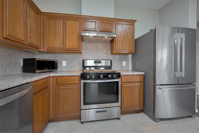 Building Photo - 21831 Manitou Falls Ln