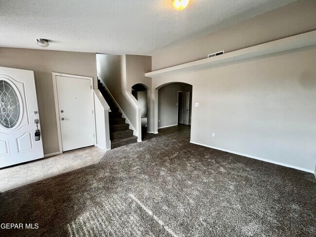 Building Photo - 14160 Lasso Rock Dr