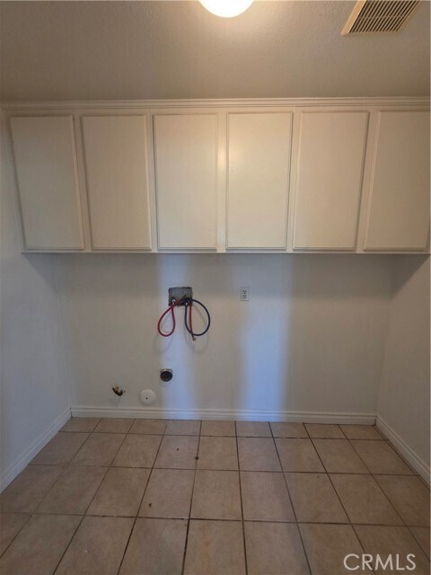 Building Photo - 16080 Edgewater Ln