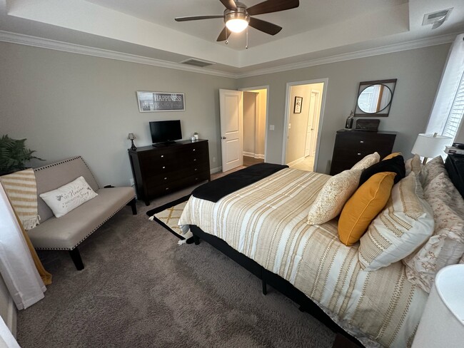 Building Photo - 335 National Dr