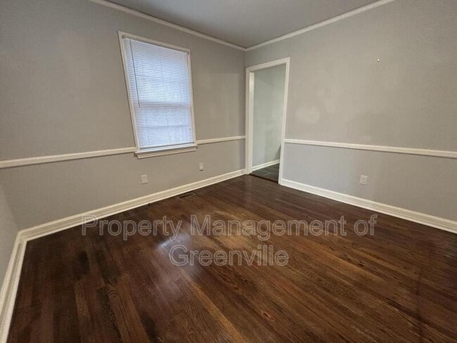 Building Photo - 105 Rockmont Rd