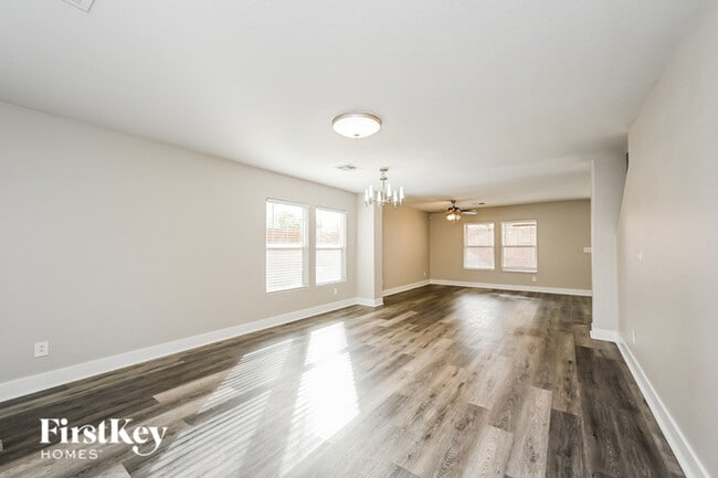 Building Photo - 809 Chapleton Ct