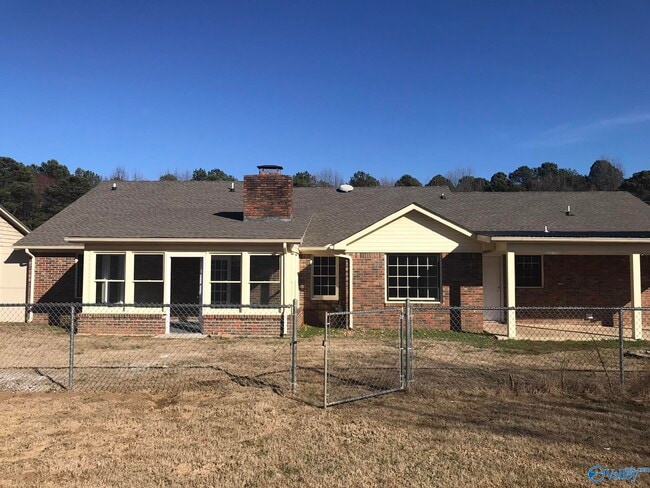 Building Photo - 2246 Westmead Dr SW