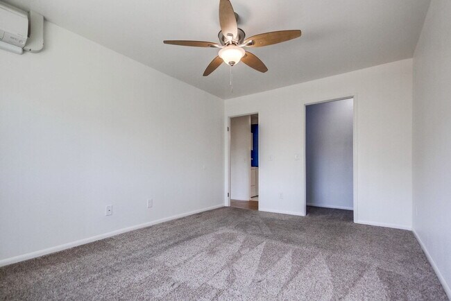 Building Photo - Charming 2BR Home with Attached Garage, Private Patio and a Friendly Community!