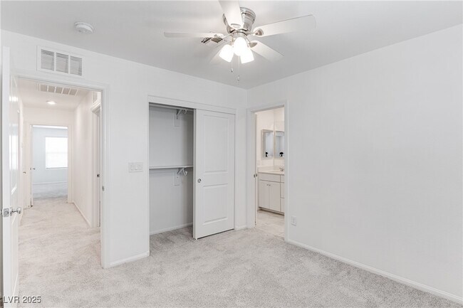 Building Photo - 1118 E Dorrell Ln