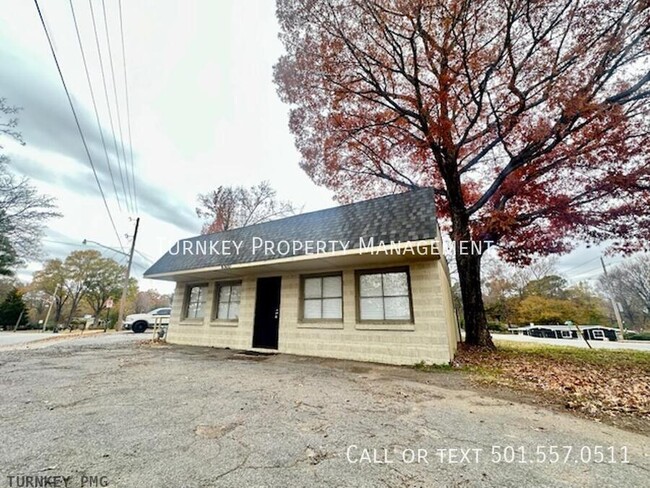 Building Photo - 6500 Mabelvale Pike