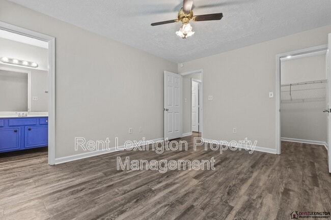 Building Photo - 3424 Promenade Dr