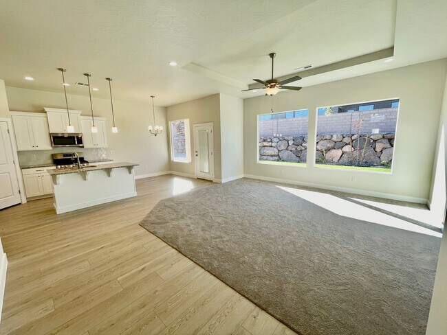 Building Photo - Four-Bedroom Home Near Shooting Star Park in Washington Fields