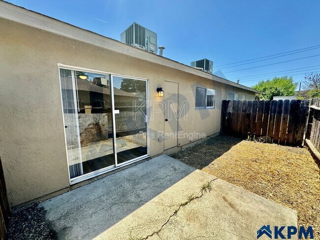 Building Photo - 7355 Kelley Dr