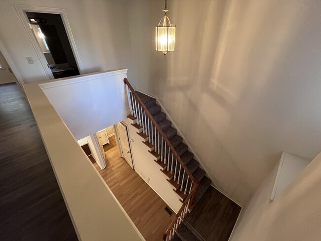 Building Photo - 4024 Palmetto Dr