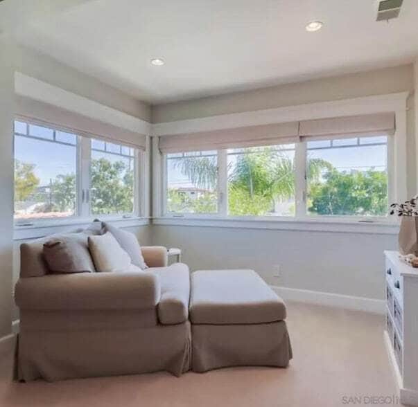 Building Photo - 301 7th St