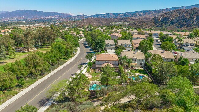 Building Photo - Executive 5-Bedroom Pool Home with Dual Master Suites in Stevenson Ranch